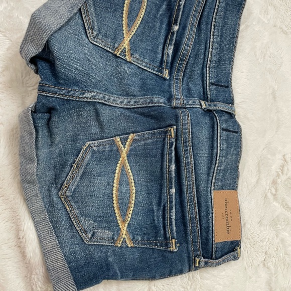 Abercrombie kids shorts - Picture 2 of 10